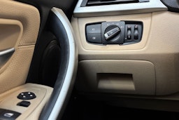 valkoinen BMW 320 2018 kuva 14.