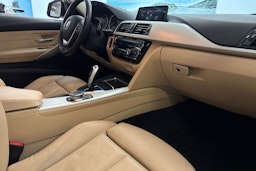 valkoinen BMW 320 2018 kuva 22.