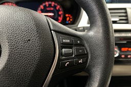 musta BMW 320 2018 kuva 19.