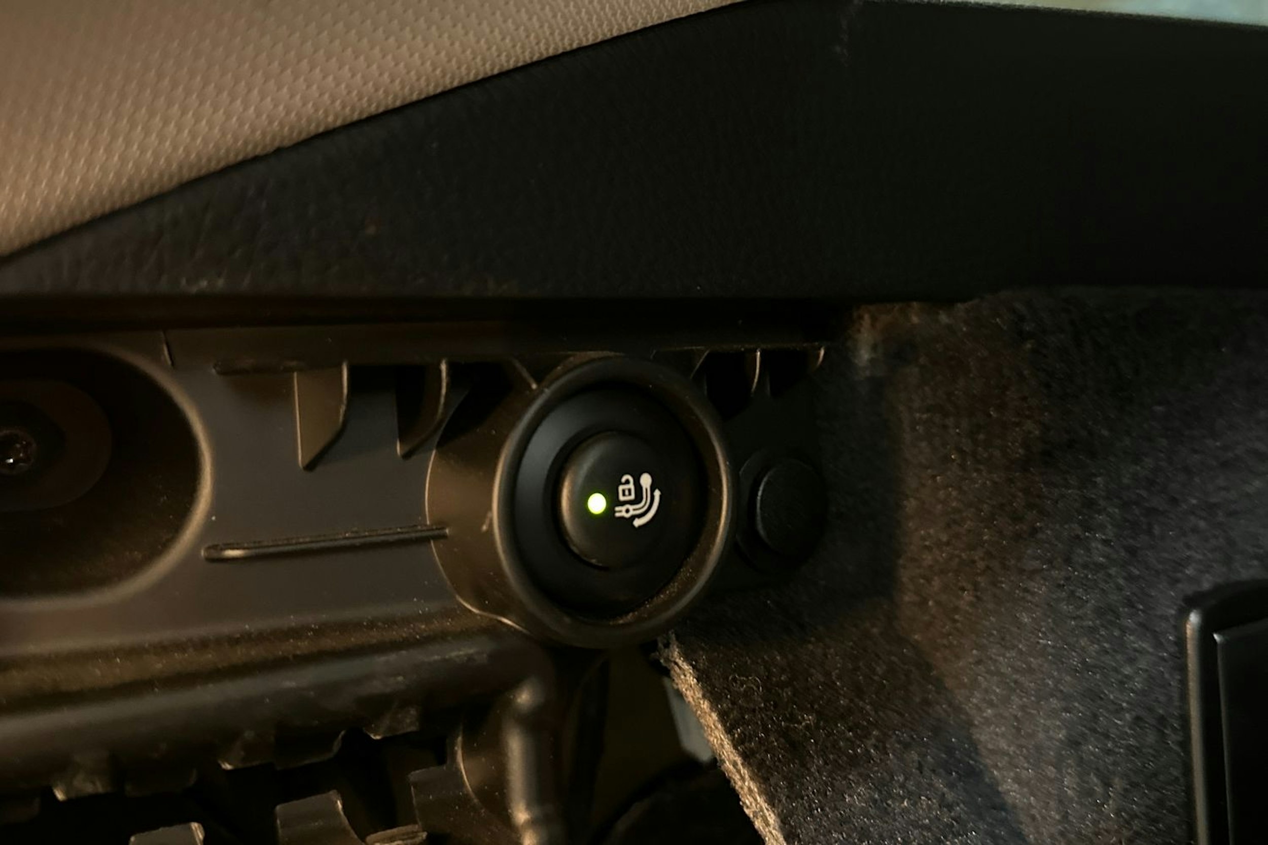 musta BMW 320 2018 kuva 23.