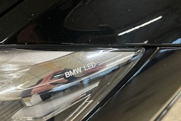 musta BMW 320 2018 kuva 25.