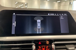 valkoinen BMW 320 2019 kuva 22.