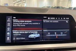 valkoinen BMW 320 2019 kuva 24.