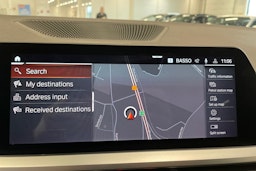 valkoinen BMW 320 2019 kuva 28.