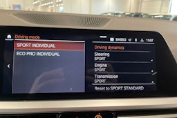 valkoinen BMW 320 2019 kuva 30.