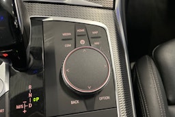 valkoinen BMW 320 2019 kuva 38.