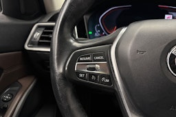 musta BMW 320 2019 kuva 19.