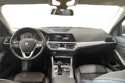 harmaa BMW 320 2020 kuva 9.