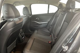 harmaa BMW 320 2020 kuva 10.