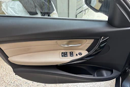 harmaa BMW 320 2019 kuva 13.