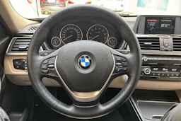 harmaa BMW 320 2019 kuva 15.