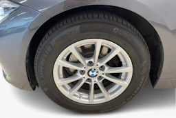 Harmaa BMW 320 2019 kuva 9.