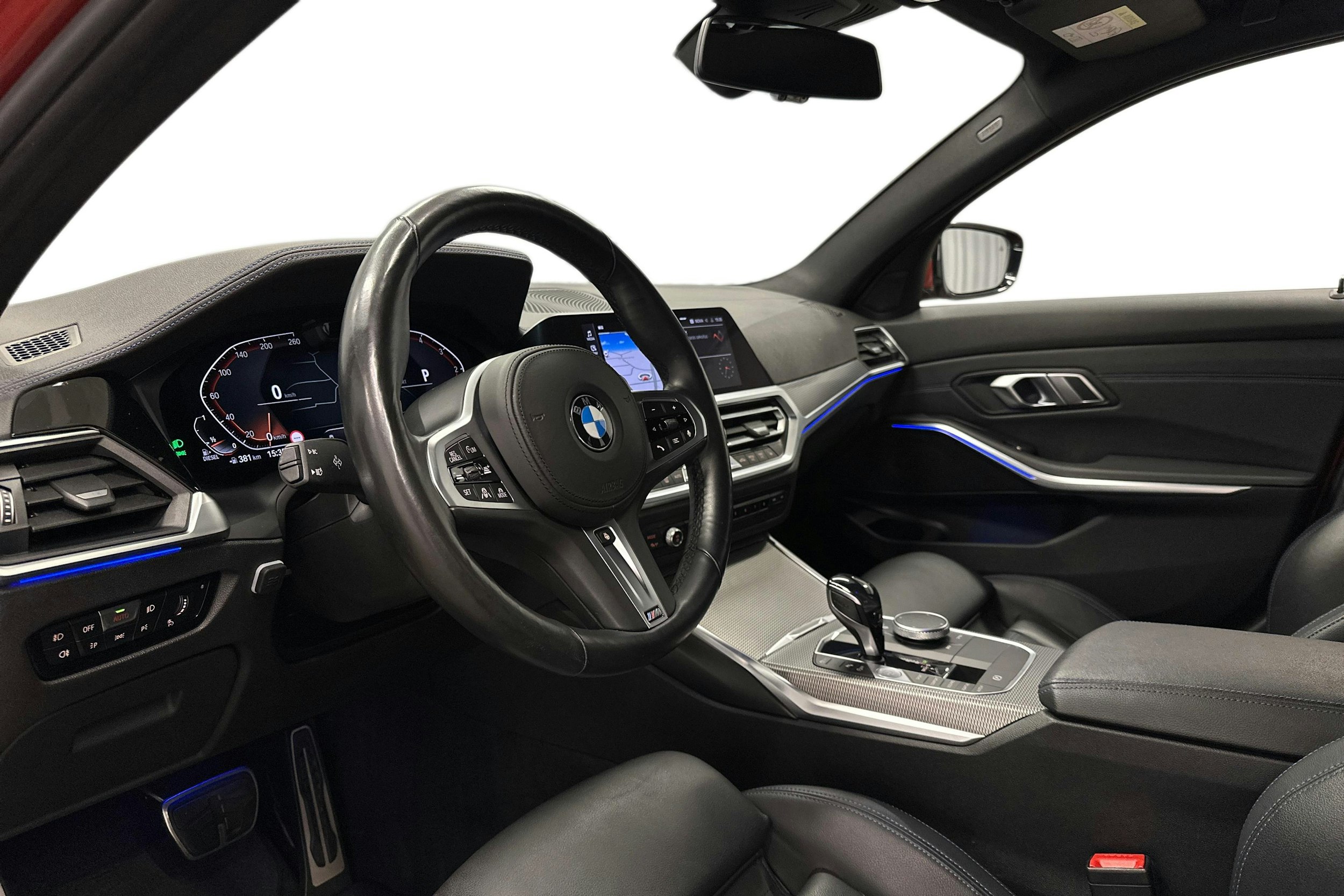 oranssi BMW 320 2019 kuva 6.