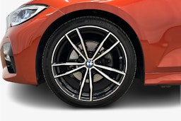 oranssi BMW 320 2019 kuva 9.