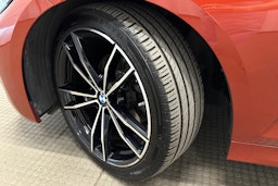 oranssi BMW 320 2019 kuva 10.