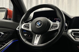 oranssi BMW 320 2019 kuva 17.