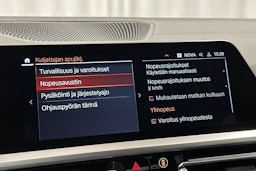 oranssi BMW 320 2019 kuva 27.