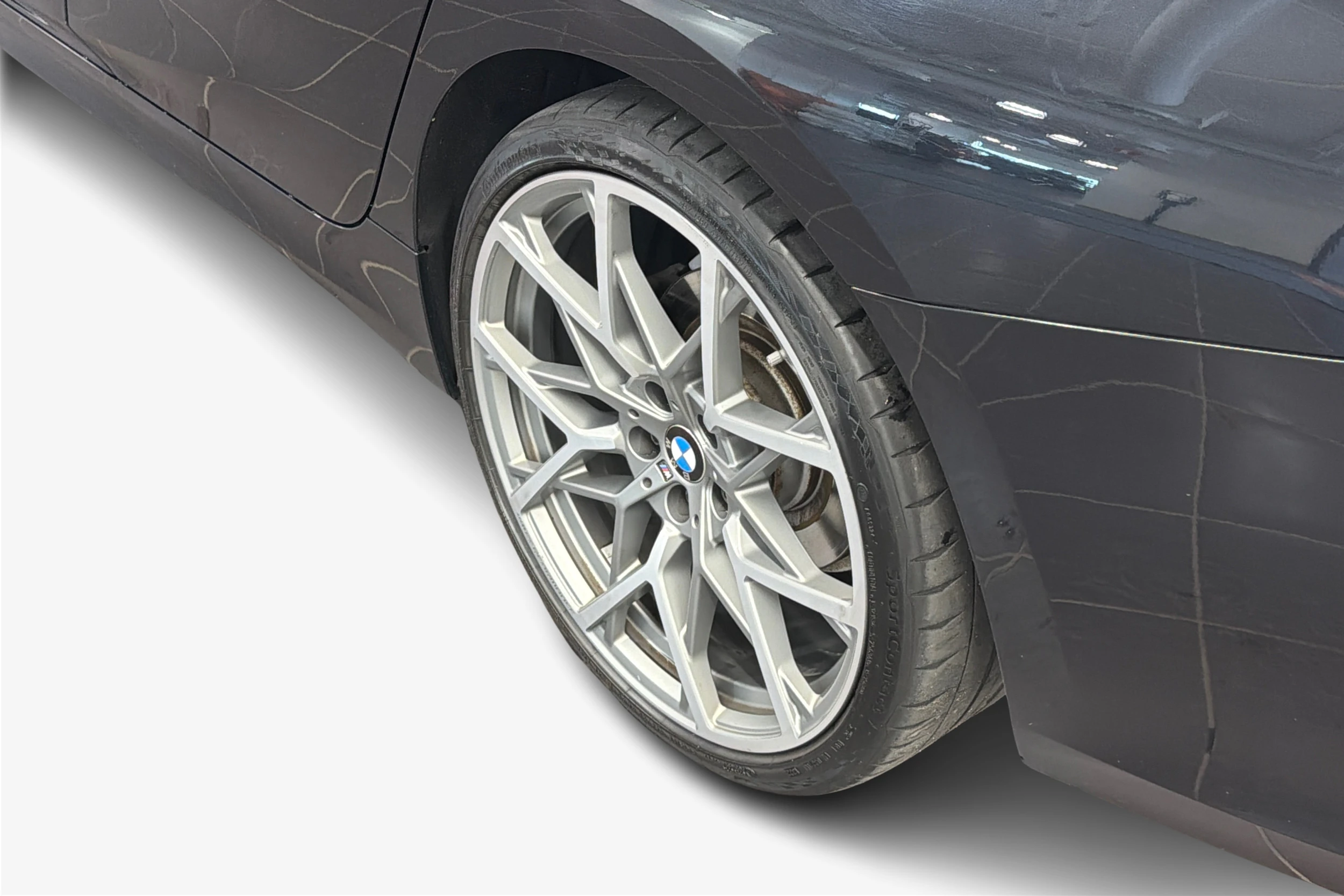 musta BMW 320 2020 kuva 9.