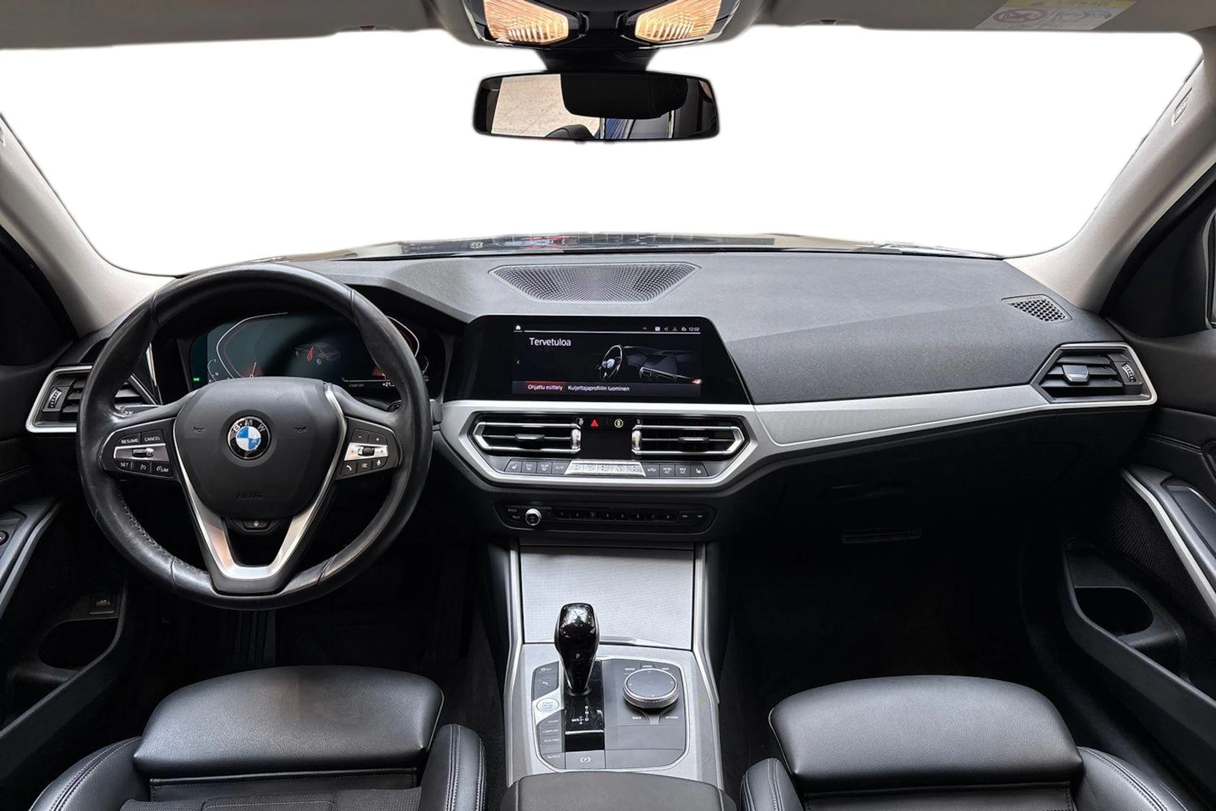sininen BMW 320 2020 kuva 7.