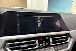 sininen BMW 320 2020 kuva 21.