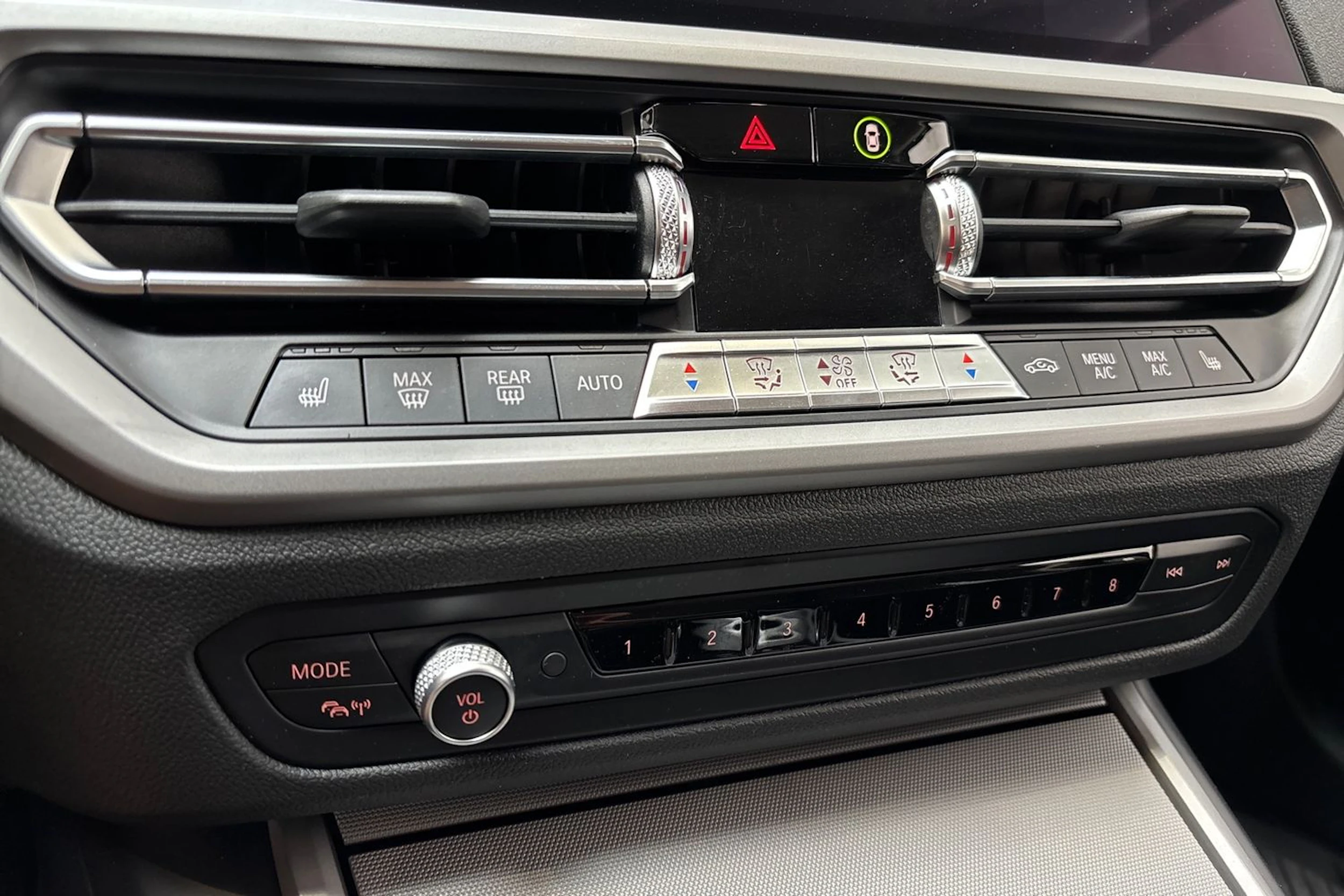 sininen BMW 320 2020 kuva 24.