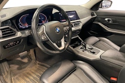 hopea BMW 320 2020 kuva 3.