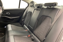 hopea BMW 320 2020 kuva 10.