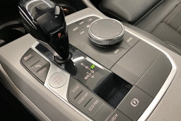 hopea BMW 320 2020 kuva 24.