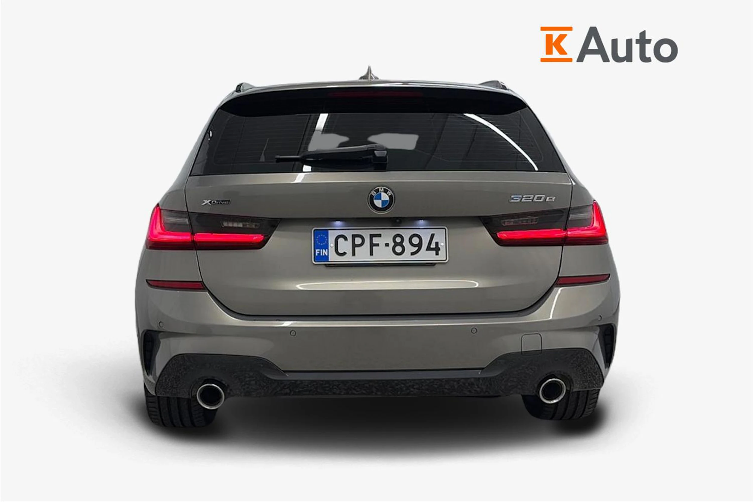 harmaa BMW 320 2021 kuva 3.