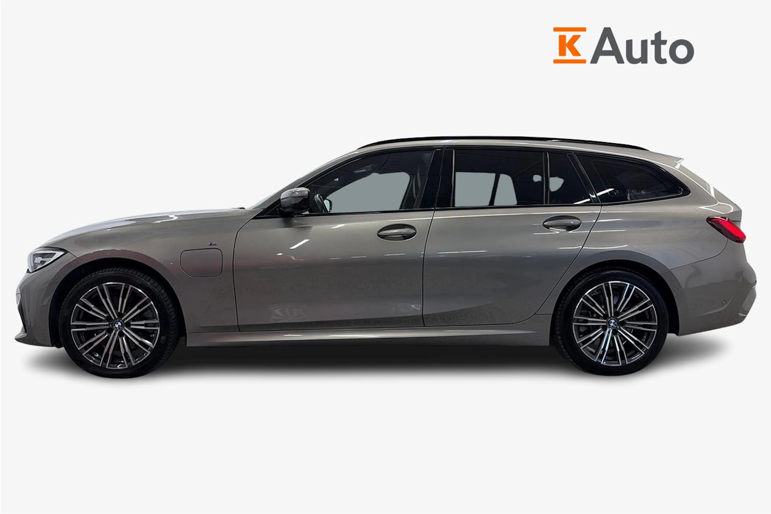 harmaa BMW 320 2021 kuva 5.
