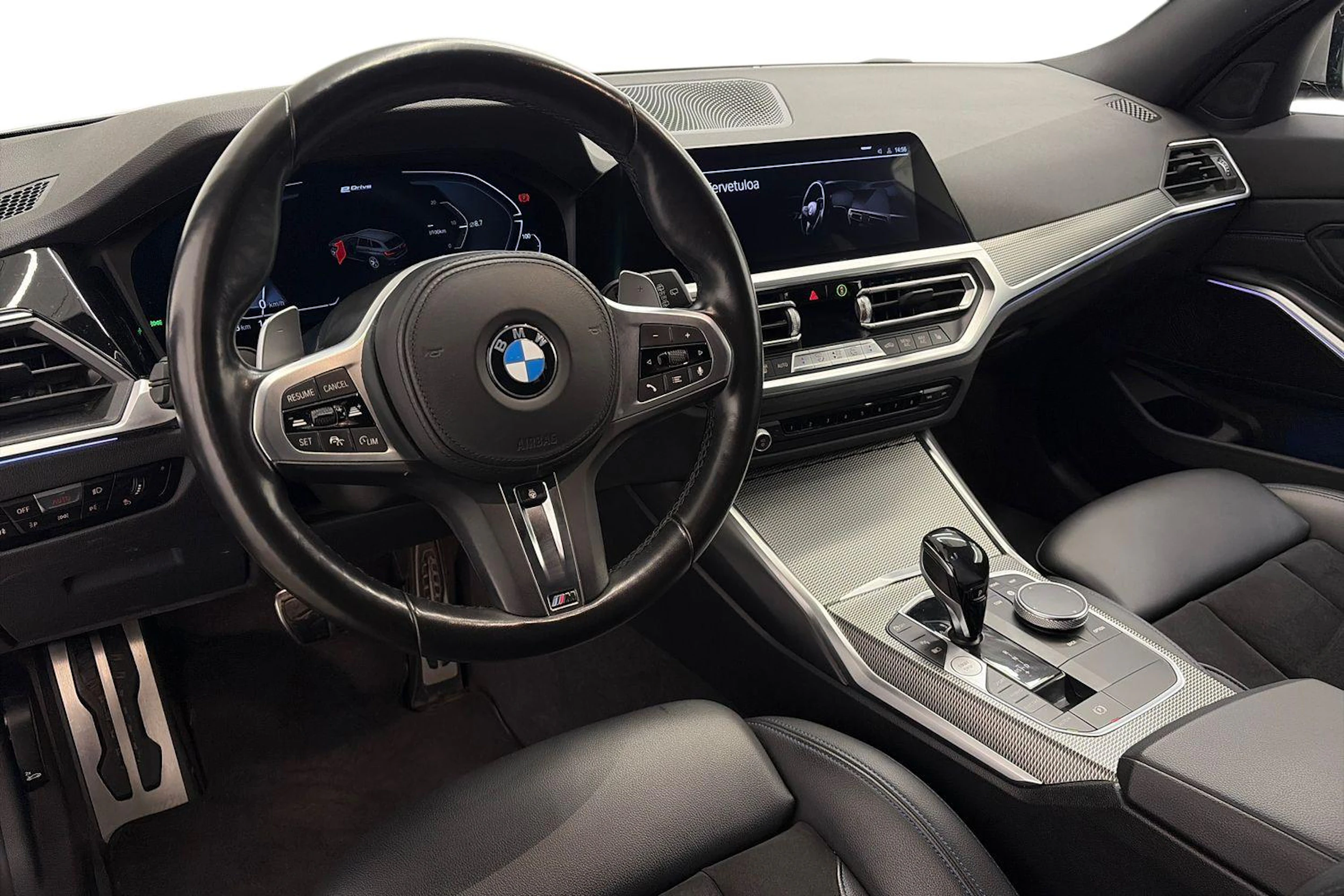 harmaa BMW 320 2021 kuva 6.