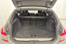 harmaa BMW 320 2021 kuva 12.