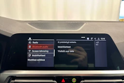 oranssi BMW 320 2021 kuva 22.