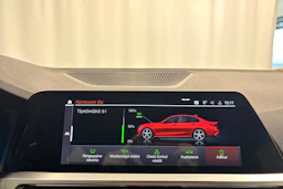 oranssi BMW 320 2021 kuva 26.