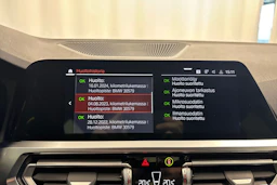 oranssi BMW 320 2021 kuva 28.