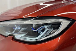 oranssi BMW 320 2021 kuva 34.