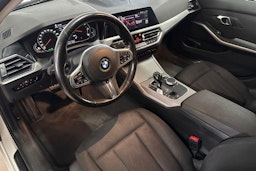 Valkoinen BMW 320 2021 kuva 9.
