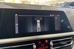 Valkoinen BMW 320 2021 kuva 20.