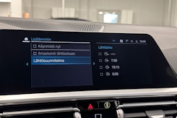 valkoinen BMW 320 2021 kuva 41.