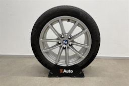 musta BMW 320 2021 kuva 11.