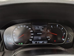 musta BMW 320 2021 kuva 13.
