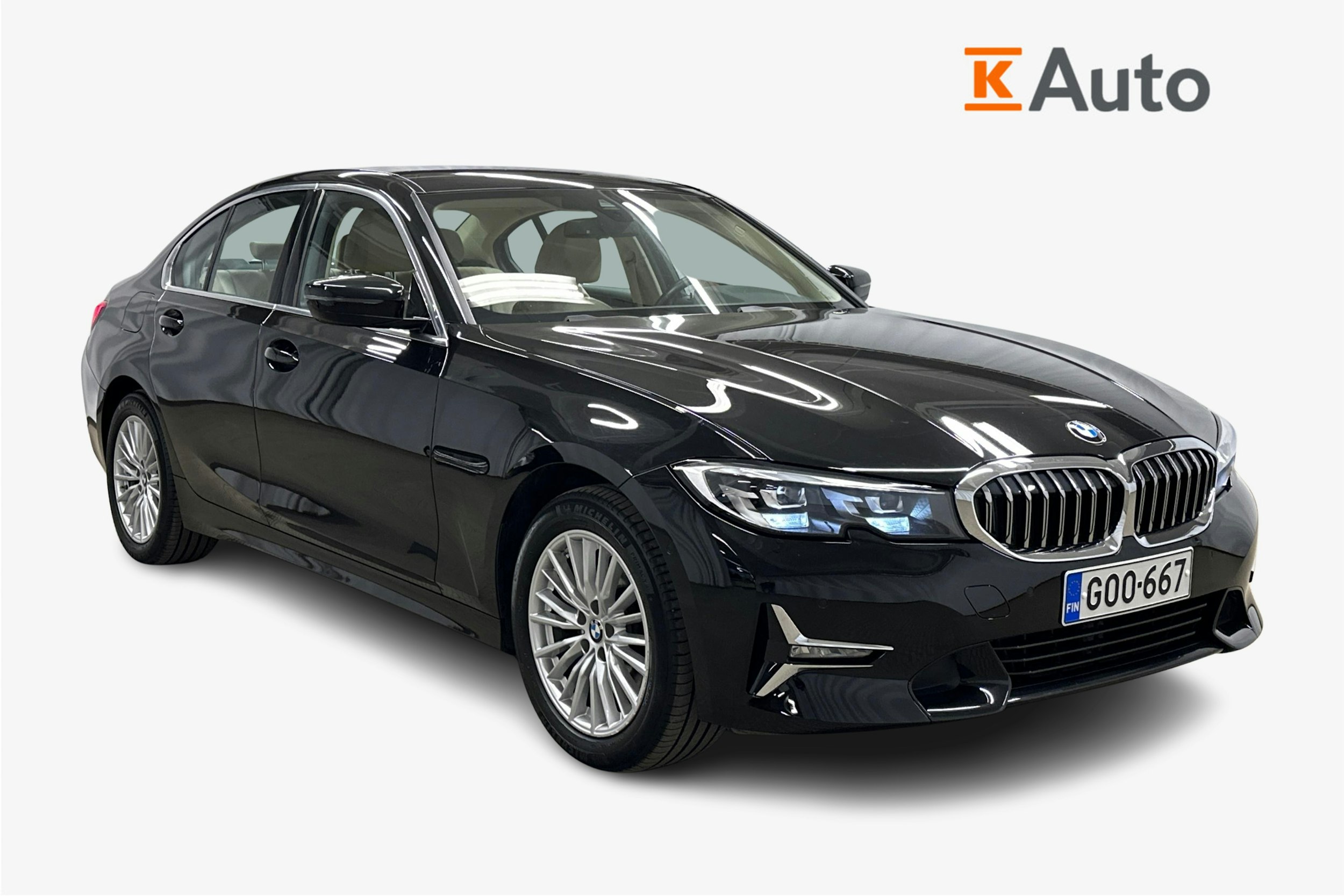musta BMW 320 2021 kuva 1.