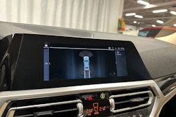musta BMW 320 2021 kuva 19.