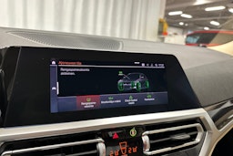 musta BMW 320 2021 kuva 21.