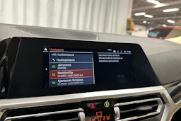 musta BMW 320 2021 kuva 22.