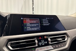 valkoinen BMW 320 2021 kuva 24.