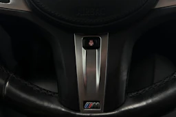 musta BMW 320 2021 kuva 22.