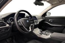 harmaa BMW 320 2021 kuva 7.