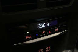 harmaa BMW 320 2021 kuva 16.
