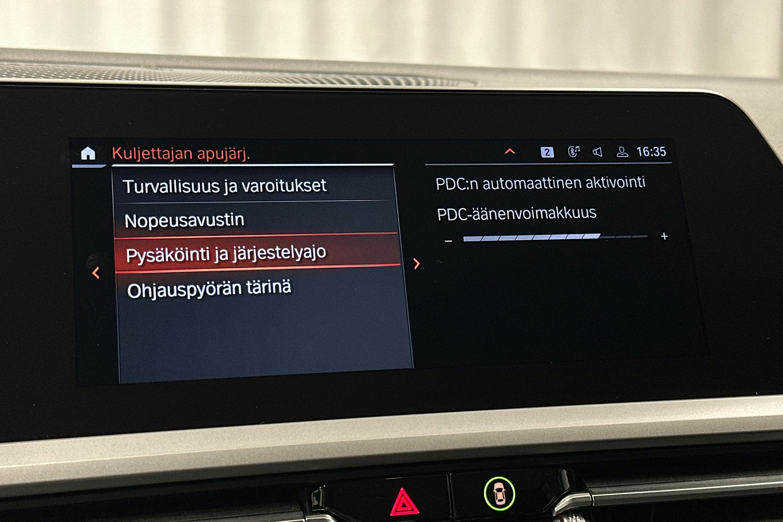 harmaa BMW 320 2021 kuva 26.